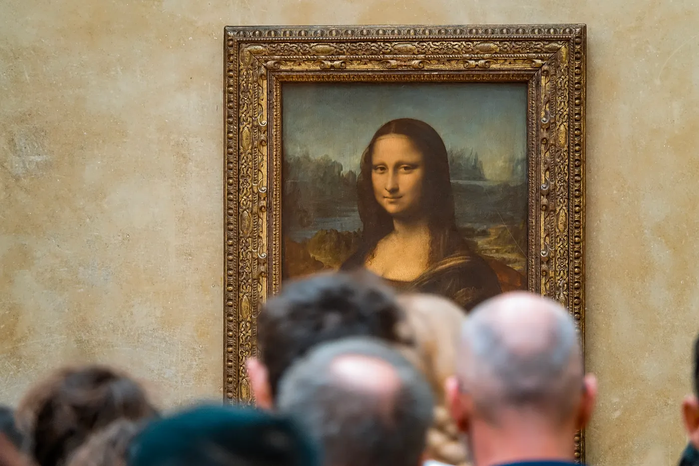 The Symbolism of the Mona Lisa: What Her Smile Really Means